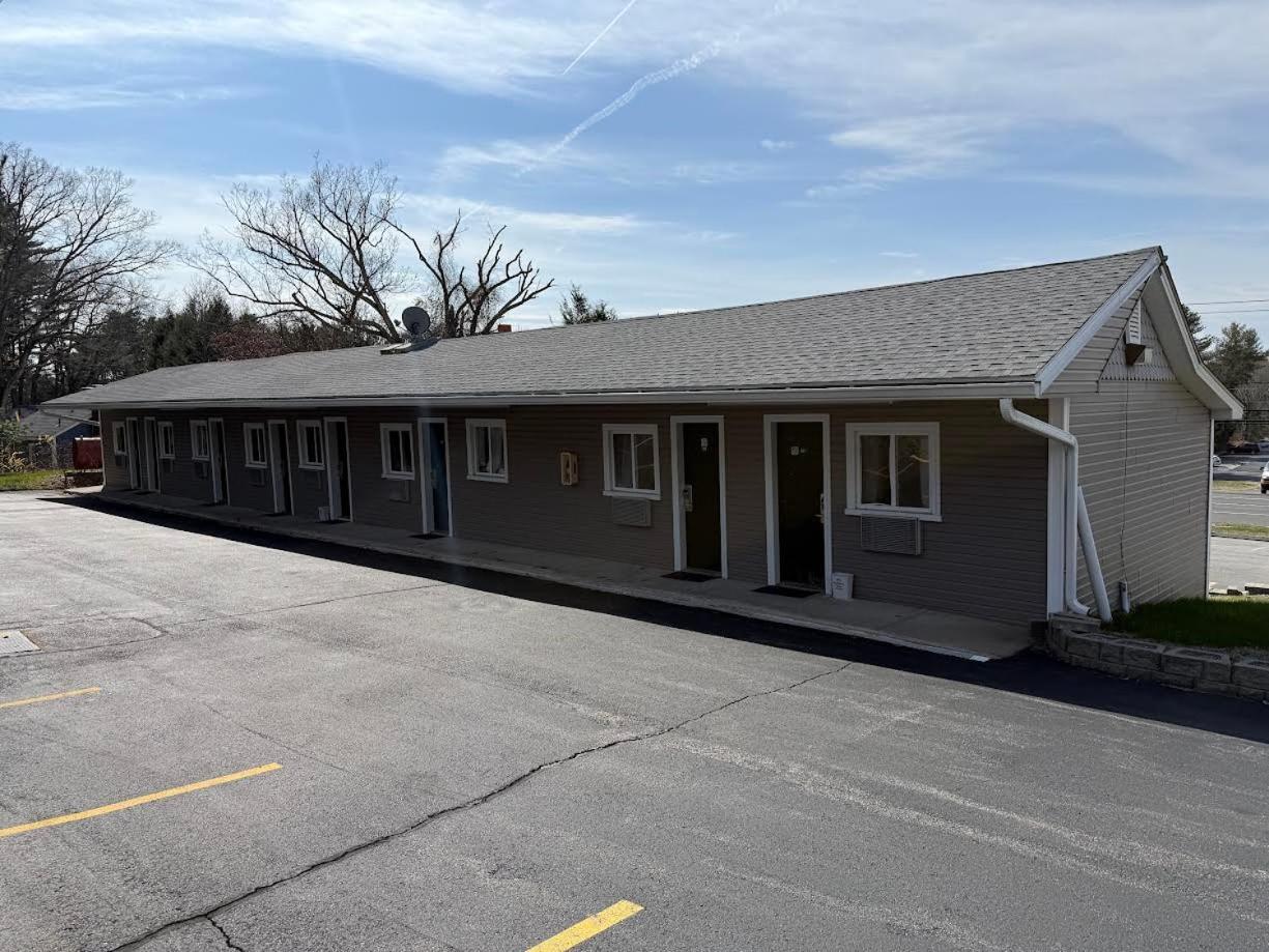 Passport Inn & Suites Chaplin Kültér fotó